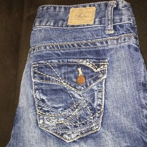 Boot cut jeans